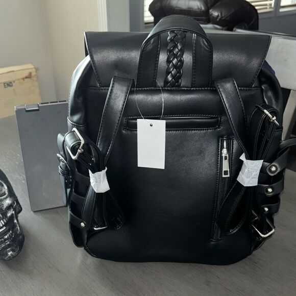 Black Premium Concealed Carry Skull Embroidery Backpack - Picture 2 of 4